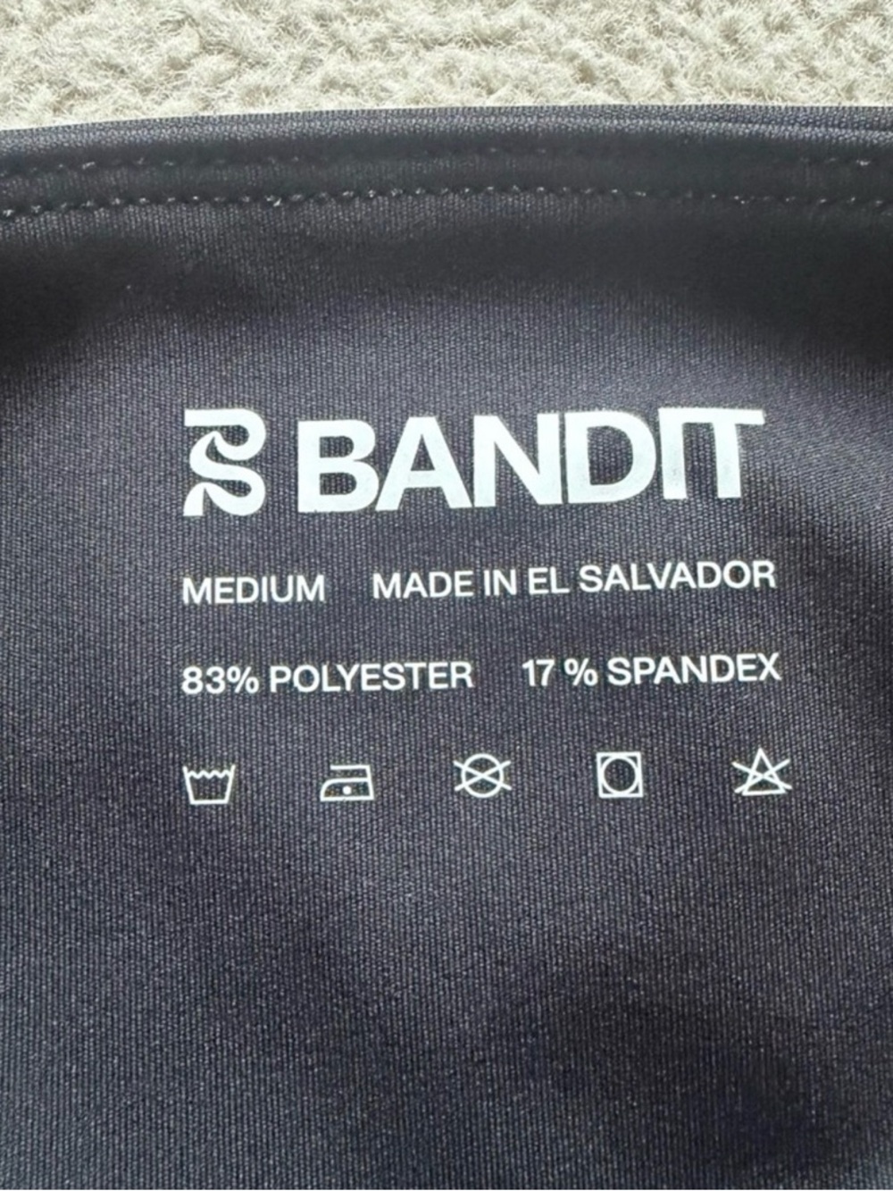 Bandit STAMINA™ 7 POCKET NOVA CROP - BLACK - Picture 5 of 5
